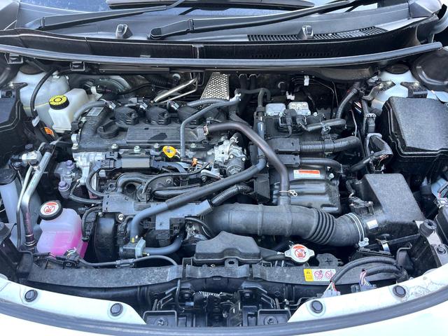 ヤリスクロス ハイブリッドＺ　全周囲カメラ　衝突被害軽減システム　レーダークルーズ　禁煙車　パワーシート　ドラレコ　スマートキー　ＬＥＤヘッド　ビルトインＥＴＣ　純正１８インチアルミ　オートハイビーム　車線逸脱警報　オートライト（18枚目）