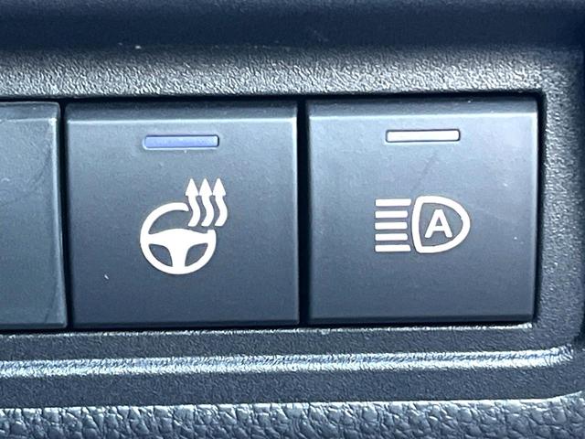 ヤリスクロス ハイブリッドＺ　全周囲カメラ　衝突被害軽減システム　レーダークルーズ　禁煙車　パワーシート　ドラレコ　スマートキー　ＬＥＤヘッド　ビルトインＥＴＣ　純正１８インチアルミ　オートハイビーム　車線逸脱警報　オートライト（36枚目）