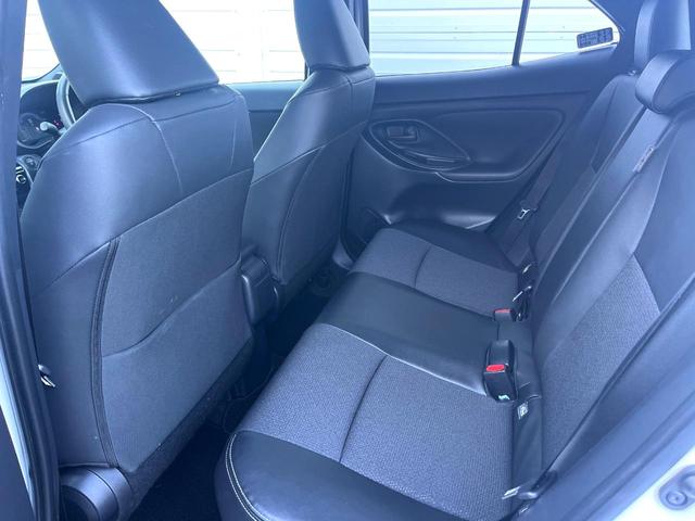 ヤリスクロス ハイブリッドＺ　全周囲カメラ　衝突被害軽減システム　レーダークルーズ　禁煙車　パワーシート　ドラレコ　スマートキー　ＬＥＤヘッド　ビルトインＥＴＣ　純正１８インチアルミ　オートハイビーム　車線逸脱警報　オートライト（45枚目）