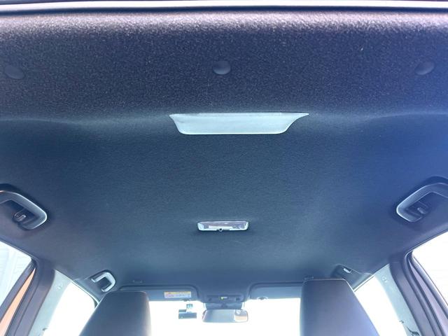 ヤリスクロス ハイブリッドＺ　全周囲カメラ　衝突被害軽減システム　レーダークルーズ　禁煙車　パワーシート　ドラレコ　スマートキー　ＬＥＤヘッド　ビルトインＥＴＣ　純正１８インチアルミ　オートハイビーム　車線逸脱警報　オートライト（48枚目）