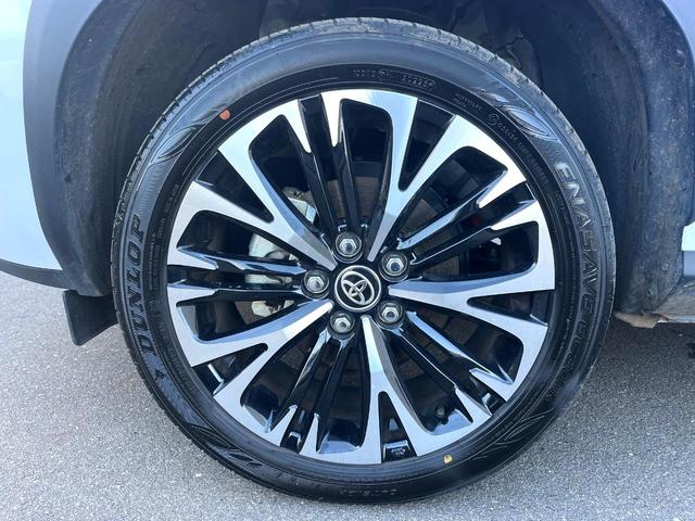 ヤリスクロス ハイブリッドＺ　全周囲カメラ　衝突被害軽減システム　レーダークルーズ　禁煙車　パワーシート　ドラレコ　スマートキー　ＬＥＤヘッド　ビルトインＥＴＣ　純正１８インチアルミ　オートハイビーム　車線逸脱警報　オートライト（59枚目）