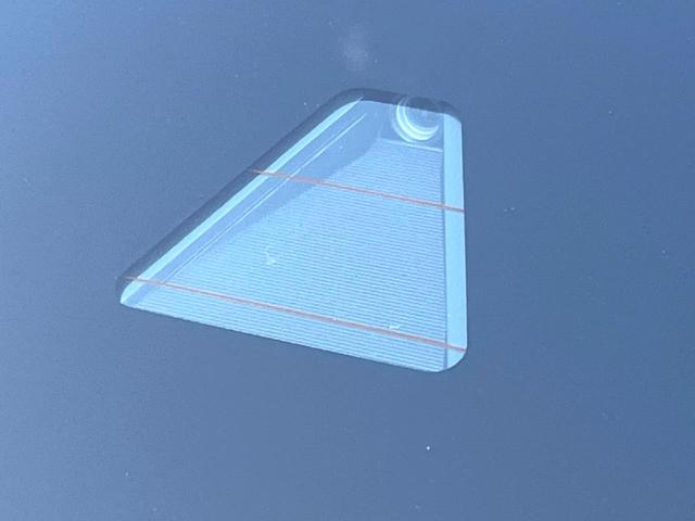 �y�g���^�Z�[�t�e�B�Z���X�z���s���ɑO���̎ԗ�����F�����A�Փ˂������Ȏ��͌x��ƃu���[�L�ŏՓˉ���Ɣ�Q�y�����A�V�X�g�B�����S�Ƀh���C�u�����y���݂��������܂��B