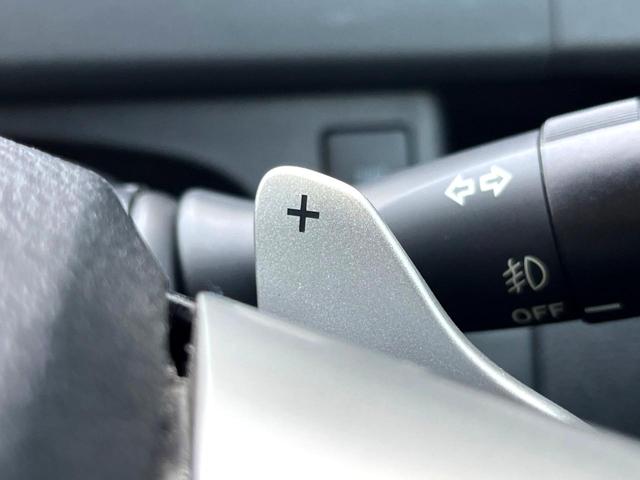 ノア Ｓｉ　サンルーフ　電動スライドドア　ＳＤナビ　バックカメラ　スマートキー　ＨＩＤヘッド　ビルトインＥＴＣ　パドルシフト　純正１６インチアルミ　オートライト　オートエアコン　Ｂｌｕｅｔｏｏｔｈ（5枚目）