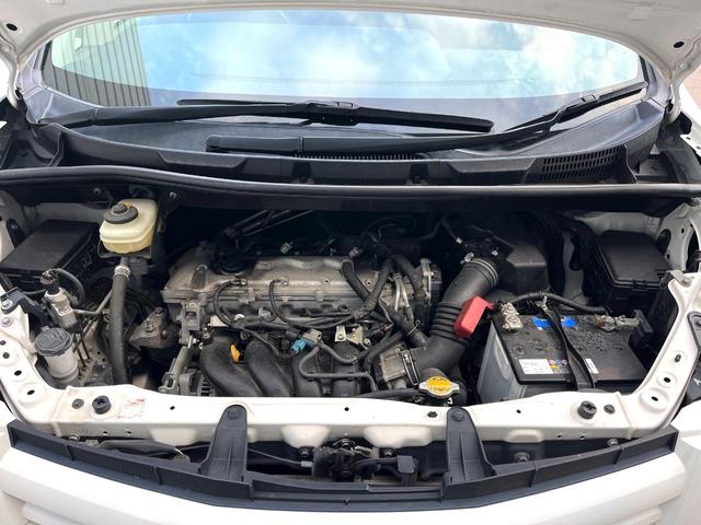 ノア Ｓｉ　サンルーフ　電動スライドドア　ＳＤナビ　バックカメラ　スマートキー　ＨＩＤヘッド　ビルトインＥＴＣ　パドルシフト　純正１６インチアルミ　オートライト　オートエアコン　Ｂｌｕｅｔｏｏｔｈ（18枚目）