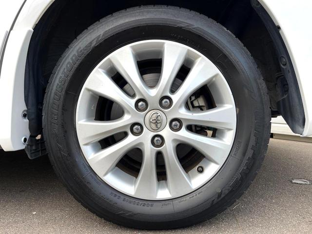 ノア Ｓｉ　サンルーフ　電動スライドドア　ＳＤナビ　バックカメラ　スマートキー　ＨＩＤヘッド　ビルトインＥＴＣ　パドルシフト　純正１６インチアルミ　オートライト　オートエアコン　Ｂｌｕｅｔｏｏｔｈ（56枚目）