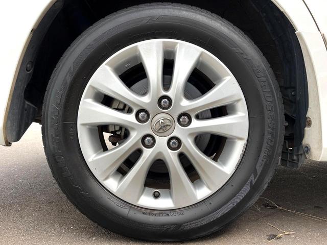 ノア Ｓｉ　サンルーフ　電動スライドドア　ＳＤナビ　バックカメラ　スマートキー　ＨＩＤヘッド　ビルトインＥＴＣ　パドルシフト　純正１６インチアルミ　オートライト　オートエアコン　Ｂｌｕｅｔｏｏｔｈ（57枚目）