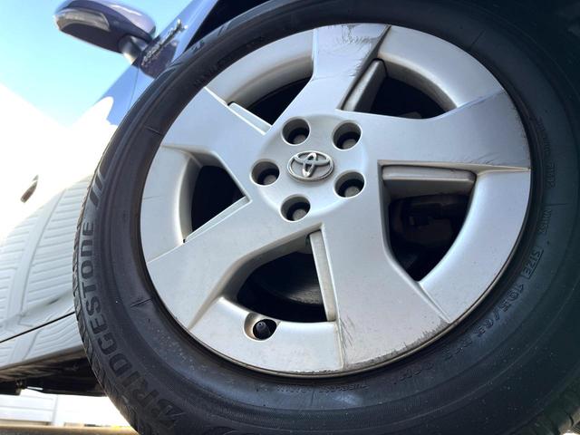 プリウス Ｓ　ＬＥＤエディション　純正ナビ　バックカメラ　ＬＥＤヘッドライト　ビルトインＥＴＣ　純正１５インチアルミ　オートライト　オートエアコン　ＣＤ　地デジ　Ｂｌｕｅｔｏｏｔｈ再生　スマートキー（16枚目）