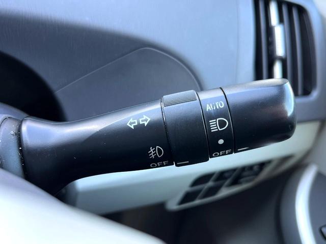 プリウス Ｓ　ＬＥＤエディション　純正ナビ　バックカメラ　ＬＥＤヘッドライト　ビルトインＥＴＣ　純正１５インチアルミ　オートライト　オートエアコン　ＣＤ　地デジ　Ｂｌｕｅｔｏｏｔｈ再生　スマートキー（24枚目）