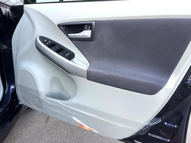 プリウス Ｓ　ＬＥＤエディション　純正ナビ　バックカメラ　ＬＥＤヘッドライト　ビルトインＥＴＣ　純正１５インチアルミ　オートライト　オートエアコン　ＣＤ　地デジ　Ｂｌｕｅｔｏｏｔｈ再生　スマートキー（37枚目）