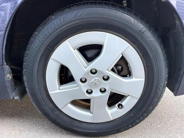 プリウス Ｓ　ＬＥＤエディション　純正ナビ　バックカメラ　ＬＥＤヘッドライト　ビルトインＥＴＣ　純正１５インチアルミ　オートライト　オートエアコン　ＣＤ　地デジ　Ｂｌｕｅｔｏｏｔｈ再生　スマートキー（43枚目）