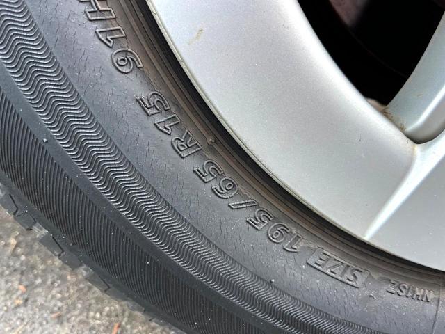 プリウス Ｓ　ＬＥＤエディション　純正ナビ　バックカメラ　ＬＥＤヘッドライト　ビルトインＥＴＣ　純正１５インチアルミ　オートライト　オートエアコン　ＣＤ　地デジ　Ｂｌｕｅｔｏｏｔｈ再生　スマートキー（45枚目）