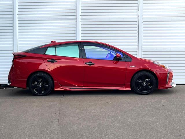 プリウス Ｓ　モデリスタエアロ　純正ナビ　レーダークルーズ　ドラレコ　コーナーセンサー　スマートキー　ＬＥＤヘッドライト　ＥＴＣ　オートライト　純正１７インチＡＷ　Ｂｌｕｅｔｏｏｔｈ再生　ＣＤ／ＤＶＤ再生　フルセグ（50枚目）