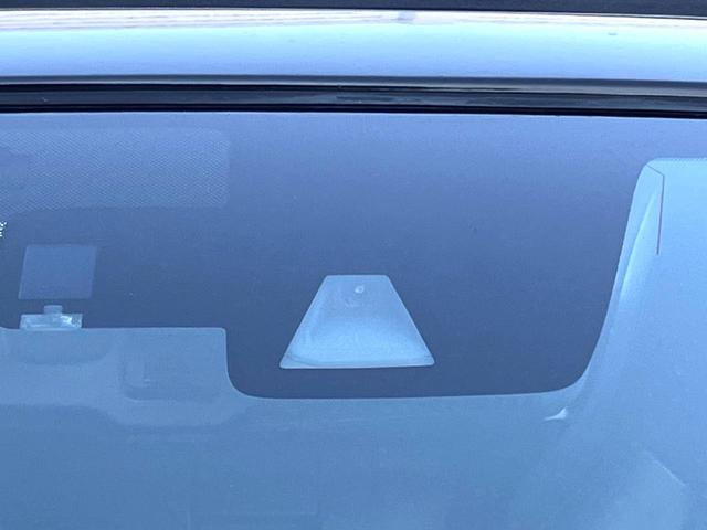 �y��-�`�b�s�h�u�d�r�d�m�r�d�z���s���ɑO���̎ԗ�����F�����A�Փ˂������Ȏ��͌x��ƃu���[�L�ŏՓˉ���Ɣ�Q�y�����A�V�X�g�B�����S�Ƀh���C�u�����y���݂��������܂��B