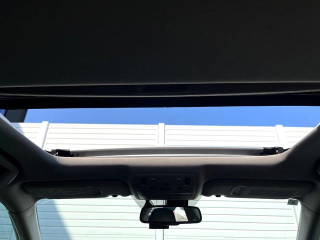 ＩＳ ＩＳ３００ｈ　バージョンＬ　純正ナビ　バックカメラ　サンルーフ　衝突被害軽減システム　レーダークルーズ　レザーシート　前席シートエアコン　パワーシート　コーナーセンサー　スマートキー　ＬＥＤヘッド　ＥＴＣ　純正１７インチアルミ（5枚目）