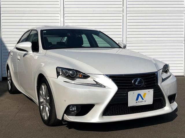 ＩＳ ＩＳ３００ｈ　バージョンＬ　純正ナビ　バックカメラ　サンルーフ　衝突被害軽減システム　レーダークルーズ　レザーシート　前席シートエアコン　パワーシート　コーナーセンサー　スマートキー　ＬＥＤヘッド　ＥＴＣ　純正１７インチアルミ（16枚目）