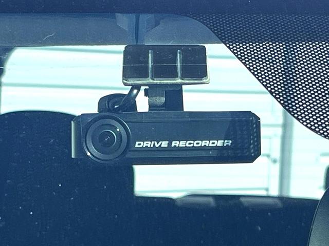 デイズ ハイウェイスター　Ｘ　純正ＳＤナビ　衝突被害軽減システム　禁煙車　ドラレコ　スマートキー　ＨＩＤヘッド　ＥＴＣ　純正１４インチアルミ　オートハイビーム　オートライト　オートエアコン　Ｂｌｕｅｔｏｏｔｈ　ＣＤ　ＤＶＤ再生（7枚目）