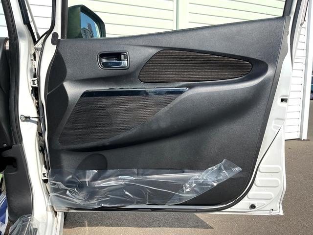 デイズ ハイウェイスター　Ｘ　純正ＳＤナビ　衝突被害軽減システム　禁煙車　ドラレコ　スマートキー　ＨＩＤヘッド　ＥＴＣ　純正１４インチアルミ　オートハイビーム　オートライト　オートエアコン　Ｂｌｕｅｔｏｏｔｈ　ＣＤ　ＤＶＤ再生（44枚目）