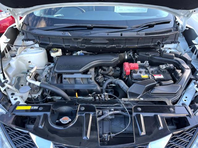 エクストレイル ２０Ｘ　エマージェンシーブレーキパッケージ　禁煙車　エマージェンシーブレーキ　純正ナビ　バックカメラ　シートヒーター　アイドリングストップ　ＥＴＣ　ＬＥＤヘッドライト　Ｂｌｕｅｔｏｏｔｈ再生　スマートキー　横滑り防止装置　オートライト（18枚目）