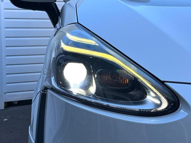 シエンタ ハイブリッドＧ　クエロ　両側電動ドア　バックカメラ　衝突被害軽減システム　禁煙車　ドラレコ　スマートキー　ＬＥＤヘッド　ＥＴＣ　純正１５インチアルミ　オートハイビーム　車線逸脱警報　オートライト　オートエアコン（12枚目）