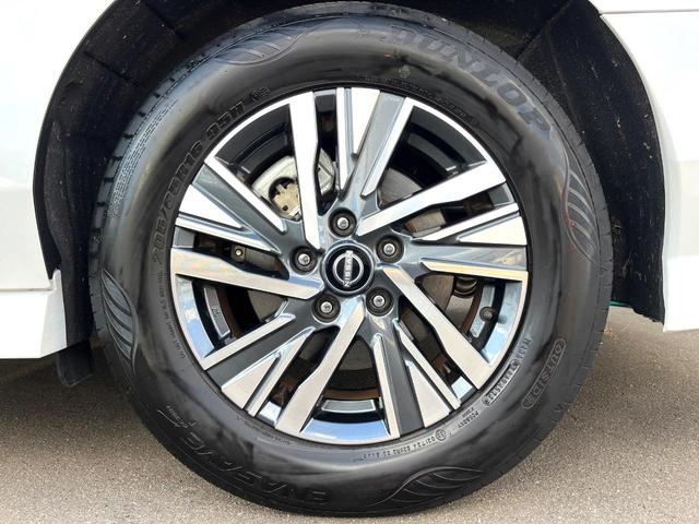 セレナ ｅ－パワー　ハイウェイスターＶ　両側電動ドア　全周囲カメラ　コーナーセンサー　ＬＥＤヘッド　純正１６インチアルミ　オートハイビーム　オートライト　デュアルエアコン　リアエアコン　Ｂｌｕｅｔｏｏｔｈ　フルセグ　ＬＥＤフォグ（56枚目）