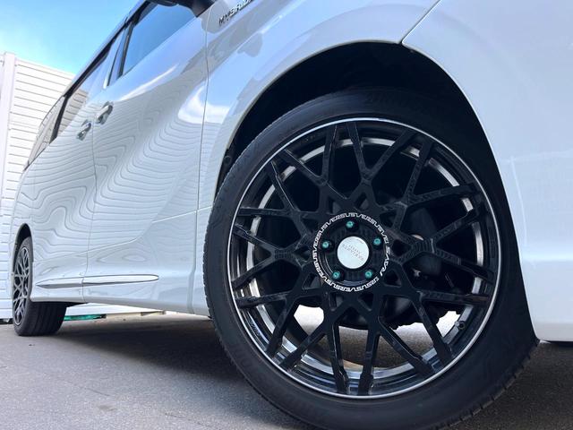 ヴェルファイアハイブリッド Ｘ　４ＷＤ　両側電動ドア　純正ＨＤＤナビ　バックカメラ　コーナーセンサー　ＨＩＤヘッド　ビルトインＥＴＣ　クルコン　オートライト　デュアルエアコン　リアエアコン　Ｂｌｕｅｔｏｏｔｈ　地デジ（13枚目）