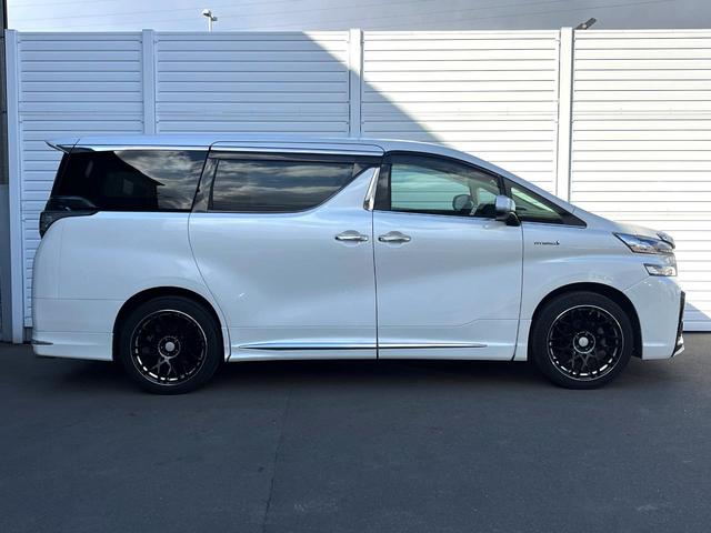 ヴェルファイアハイブリッド Ｘ　４ＷＤ　両側電動ドア　純正ＨＤＤナビ　バックカメラ　コーナーセンサー　ＨＩＤヘッド　ビルトインＥＴＣ　クルコン　オートライト　デュアルエアコン　リアエアコン　Ｂｌｕｅｔｏｏｔｈ　地デジ（45枚目）