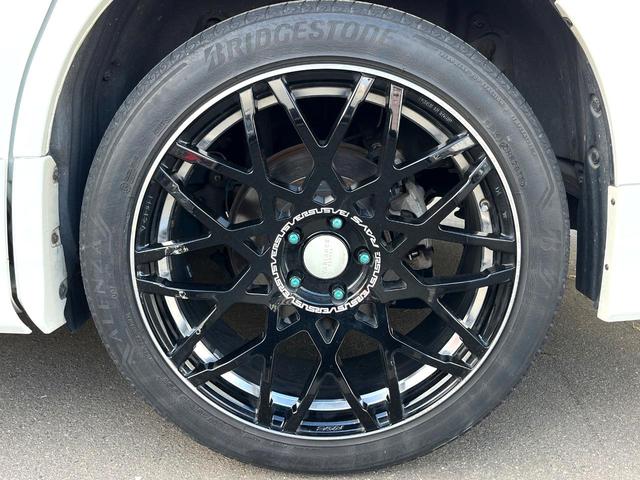 ヴェルファイアハイブリッド Ｘ　４ＷＤ　両側電動ドア　純正ＨＤＤナビ　バックカメラ　コーナーセンサー　ＨＩＤヘッド　ビルトインＥＴＣ　クルコン　オートライト　デュアルエアコン　リアエアコン　Ｂｌｕｅｔｏｏｔｈ　地デジ（48枚目）