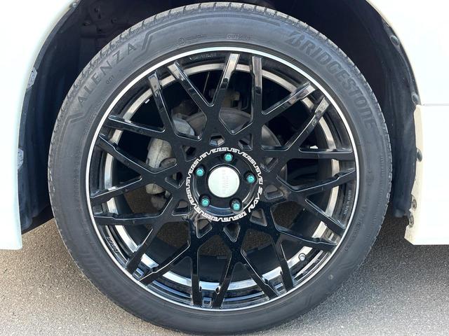 ヴェルファイアハイブリッド Ｘ　４ＷＤ　両側電動ドア　純正ＨＤＤナビ　バックカメラ　コーナーセンサー　ＨＩＤヘッド　ビルトインＥＴＣ　クルコン　オートライト　デュアルエアコン　リアエアコン　Ｂｌｕｅｔｏｏｔｈ　地デジ（49枚目）