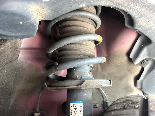 キャスト アクティバＸ　禁煙車　純正ナビ　スマートキー　オートライト　オートエアコン　Ｂｌｕｅｔｏｏｔｈ接続　ベンチシート　２トーンカラー（20枚目）