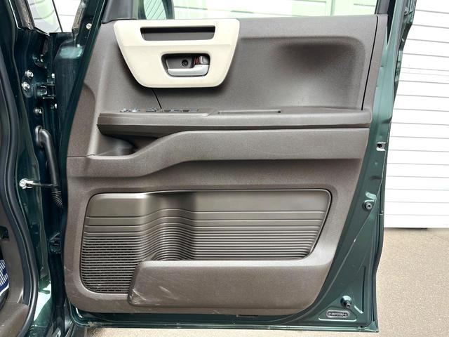 Ｎ－ＢＯＸ ＥＸ　電動スライドドア　純正ＳＤナビ　バックカメラ　衝突被害軽減システム　レーダークルーズ　禁煙車　スマートキー　ＬＥＤヘッド　ＥＴＣ　車線逸脱警報　オートライト　オートエアコン　Ｂｌｕｅｔｏｏｔｈ　ＣＤ（45枚目）