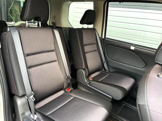 セレナ ハイウェイスター VセレクションII 禁煙車 両側電動ドア 純正SDナビ 全周囲カメラ 衝突被害軽減システム レーダークルーズ ドラレコ コーナーセンサー スマートキー LEDヘッド 純正16インチアルミ オートライト(8枚目)