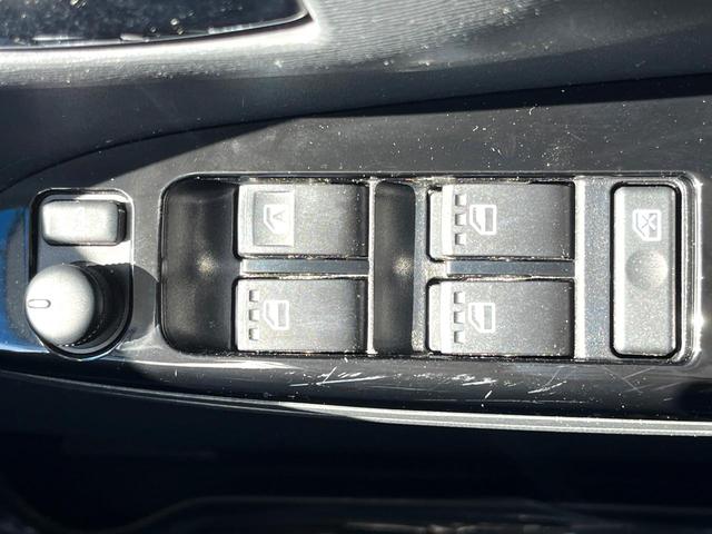 タント カスタムＲＳ　ＳＡ　両側電動ドア　バックカメラ　衝突被害軽減システム　スマートキー　ＬＥＤヘッド　ＥＴＣ　純正１５インチアルミ　オートライト　オートエアコン　ＣＤ　ＤＶＤ再生　フルセグ（31枚目）