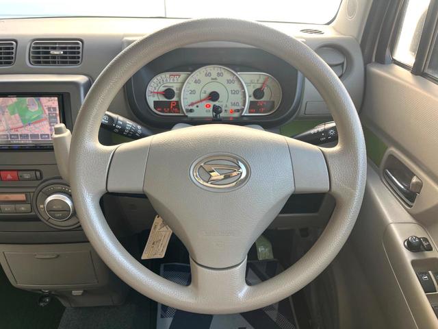 ムーヴコンテ Ｘ　ＳＤナビ　バックカメラ　ＨＩＤヘッド　オートエアコン　Ｂｌｕｅｔｏｏｔｈ　ＣＤ　ＤＶＤ再生　フルセグ（11枚目）