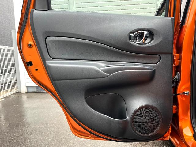 ノート ｅ－パワー　Ｘ　純正ＳＤナビ　全周囲カメラ　衝突被害軽減システム　禁煙車　ドラレコ　スマートキー　ＥＴＣ　純正１４インチアルミ　車線逸脱警報　オートライト　オートエアコン　Ｂｌｕｅｔｏｏｔｈ　ＣＤ（40枚目）