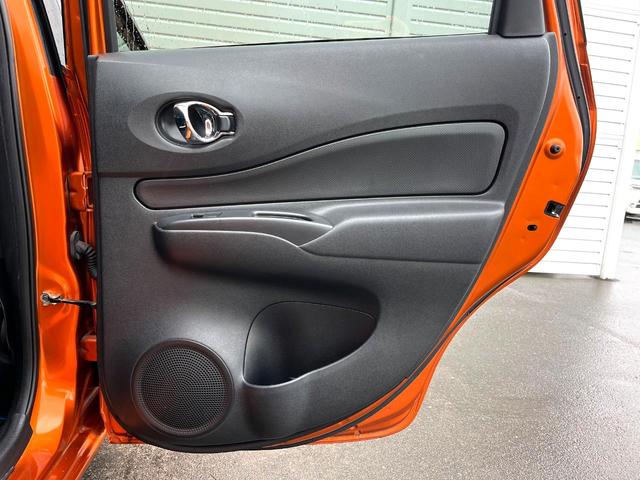 ノート ｅ－パワー　Ｘ　純正ＳＤナビ　全周囲カメラ　衝突被害軽減システム　禁煙車　ドラレコ　スマートキー　ＥＴＣ　純正１４インチアルミ　車線逸脱警報　オートライト　オートエアコン　Ｂｌｕｅｔｏｏｔｈ　ＣＤ（42枚目）