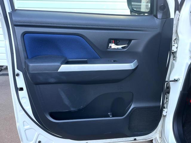 ルーミー カスタムＧ　Ｓ　純正ナビ　両側パワスラ　ＥＴＣ　ドラレコ　衝突軽減（41枚目）