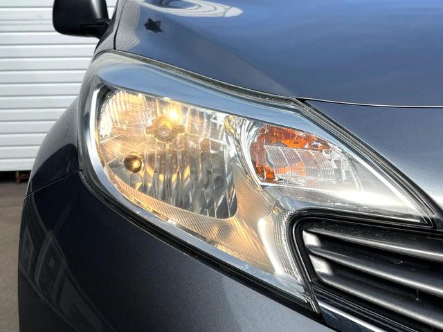 ノート Ｘ　エマージェンシーブレーキパッケージ　純正ＳＤナビ　バックカメラ　衝突被害軽減システム　コーナーセンサー　スマートキー　ＥＴＣ　オートエアコン　Ｂｌｕｅｔｏｏｔｈ　ＣＤ　ＤＶＤ再生　フルセグ（12枚目）