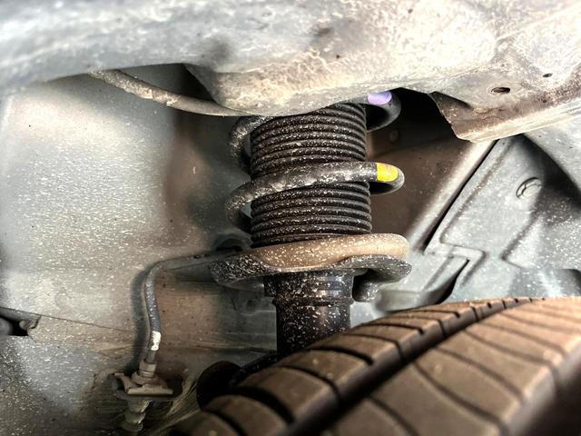 ノート Ｘ　エマージェンシーブレーキパッケージ　純正ＳＤナビ　バックカメラ　衝突被害軽減システム　コーナーセンサー　スマートキー　ＥＴＣ　オートエアコン　Ｂｌｕｅｔｏｏｔｈ　ＣＤ　ＤＶＤ再生　フルセグ（20枚目）