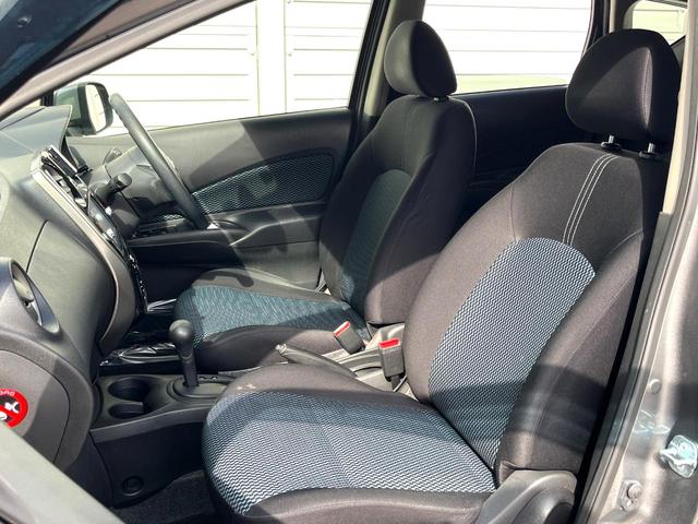 ノート Ｘ　エマージェンシーブレーキパッケージ　純正ＳＤナビ　バックカメラ　衝突被害軽減システム　コーナーセンサー　スマートキー　ＥＴＣ　オートエアコン　Ｂｌｕｅｔｏｏｔｈ　ＣＤ　ＤＶＤ再生　フルセグ（36枚目）