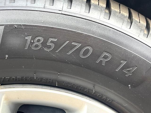 ノート Ｘ　エマージェンシーブレーキパッケージ　純正ＳＤナビ　バックカメラ　衝突被害軽減システム　コーナーセンサー　スマートキー　ＥＴＣ　オートエアコン　Ｂｌｕｅｔｏｏｔｈ　ＣＤ　ＤＶＤ再生　フルセグ（52枚目）