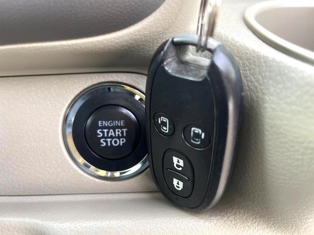 �y�L�[���X�X�^�[�g�V�X�e���z�J�o����|�P�b�g�ɓ��ꂽ�܂܂ł��h�A�̎{���E�������\�ȃX�}�[�g�L�[�𑕔��B�G���W���̃I���E�I�t�����J�M�����o���K�v����������Ƃ��Ă��֗��ł���