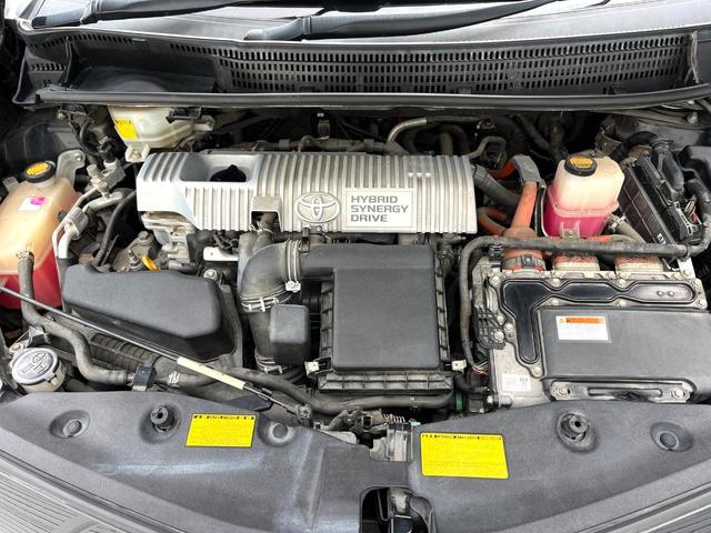 プリウスアルファ Ｇツーリングセレクション　ＳＤナビ　バックカメラ　スマートキー　ＬＥＤヘッド　ビルトインＥＴＣ　クルコン　純正１７インチアルミ　オートライト　オートエアコン　Ｂｌｕｅｔｏｏｔｈ　ＣＤ　ＤＶＤ再生　地デジ（18枚目）