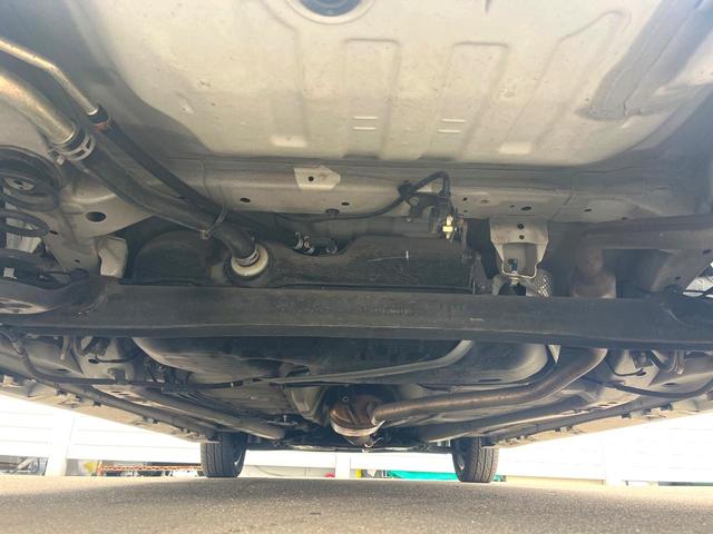 スペーシアカスタム ハイブリッドＸＳターボ　両側電動ドア　ＳＤナビ　全周囲カメラ　衝突被害軽減システム　禁煙車　シートヒーター　スマートキー　ＬＥＤヘッド　ビルトインＥＴＣ　クルコン　純正１５インチアルミ　車線逸脱警報　オートライト（19枚目）