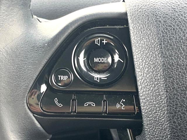 プリウス Ａプレミアム　ツーリングセレクション　純正ナビ　全周囲カメラ　１００Ｖ電源　衝突被害軽減システム　禁煙車　レザー調シート　前席シートエアコン　パワーシート　ドラレコ　ＬＥＤヘッド　ビルトインＥＴＣ　クルコン　オートライト（28枚目）