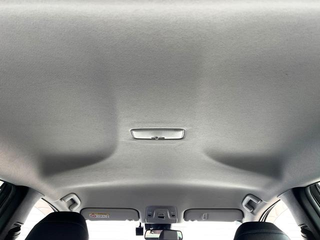 プリウス Ａプレミアム　ツーリングセレクション　純正ナビ　全周囲カメラ　１００Ｖ電源　衝突被害軽減システム　禁煙車　レザー調シート　前席シートエアコン　パワーシート　ドラレコ　ＬＥＤヘッド　ビルトインＥＴＣ　クルコン　オートライト（45枚目）