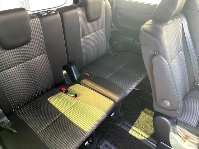 ヴォクシー ＺＳ　煌ＩＩ　両側電動ドア　バックカメラ　衝突被害軽減システム　ドラレコ　スマートキー　ＬＥＤヘッド　ビルトインＥＴＣ　クルコン　純正１６インチアルミ　オートハイビーム　車線逸脱警報　オートライト（9枚目）