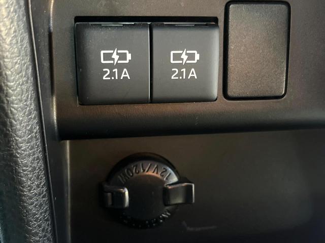 ヴォクシー ＺＳ　煌ＩＩ　両側電動ドア　バックカメラ　衝突被害軽減システム　ドラレコ　スマートキー　ＬＥＤヘッド　ビルトインＥＴＣ　クルコン　純正１６インチアルミ　オートハイビーム　車線逸脱警報　オートライト（31枚目）