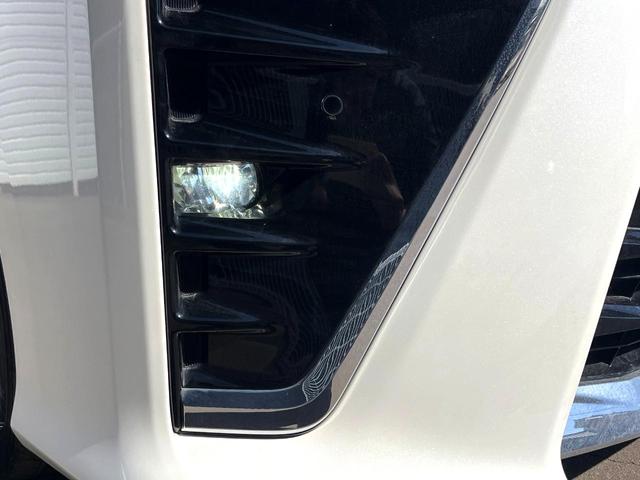 ヴォクシー ＺＳ　煌ＩＩ　両側電動ドア　バックカメラ　衝突被害軽減システム　ドラレコ　スマートキー　ＬＥＤヘッド　ビルトインＥＴＣ　クルコン　純正１６インチアルミ　オートハイビーム　車線逸脱警報　オートライト（43枚目）