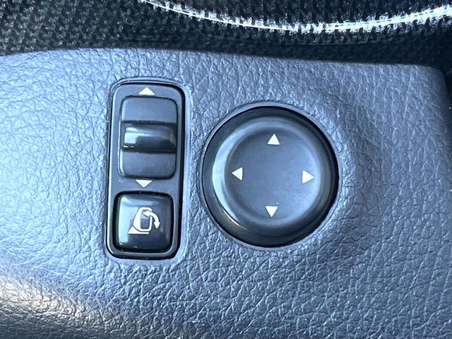 エクストレイル ２０Ｘ　エマージェンシーブレーキパッケージ　４ＷＤ　全周囲カメラ　ドラレコ　スマートキー　ＬＥＤヘッド　ＥＴＣ　クルコン　純正１７インチアルミ　オートライト　オートエアコン　Ｂｌｕｅｔｏｏｔｈ　ＣＤ　地デジ（36枚目）