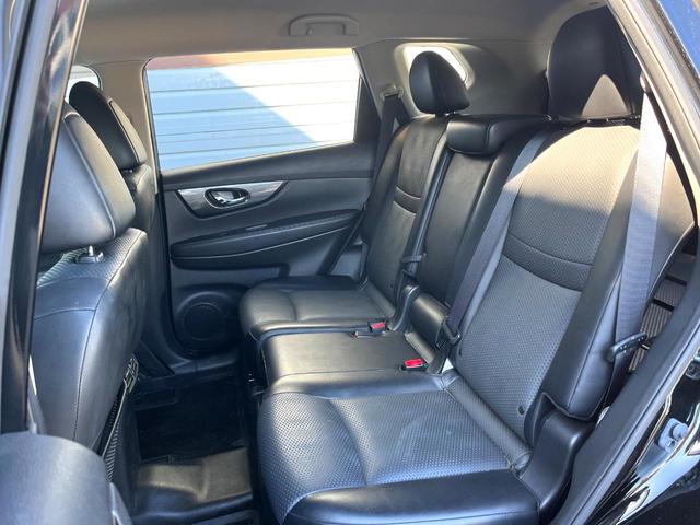 エクストレイル ２０Ｘ　エマージェンシーブレーキパッケージ　４ＷＤ　全周囲カメラ　ドラレコ　スマートキー　ＬＥＤヘッド　ＥＴＣ　クルコン　純正１７インチアルミ　オートライト　オートエアコン　Ｂｌｕｅｔｏｏｔｈ　ＣＤ　地デジ（43枚目）